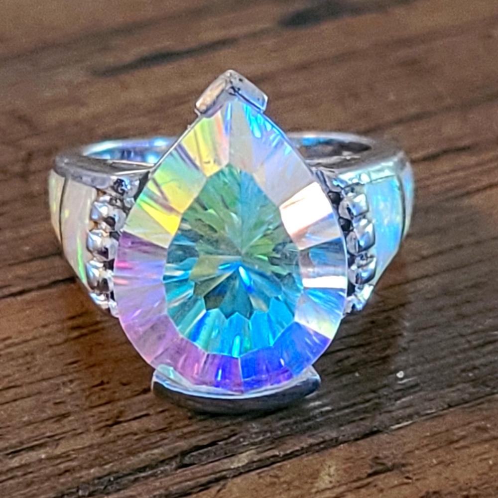 White quartz and Opal ring